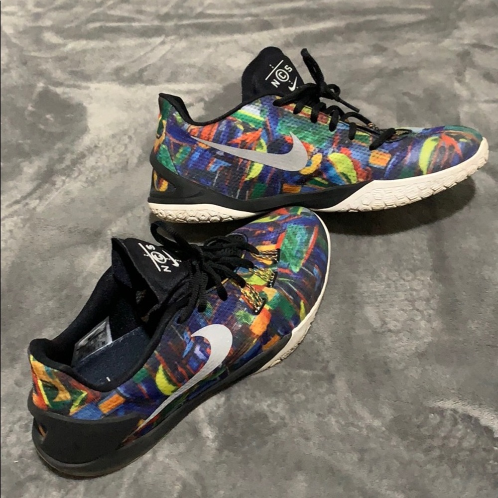 Nike Hyperchase New Collectors Society